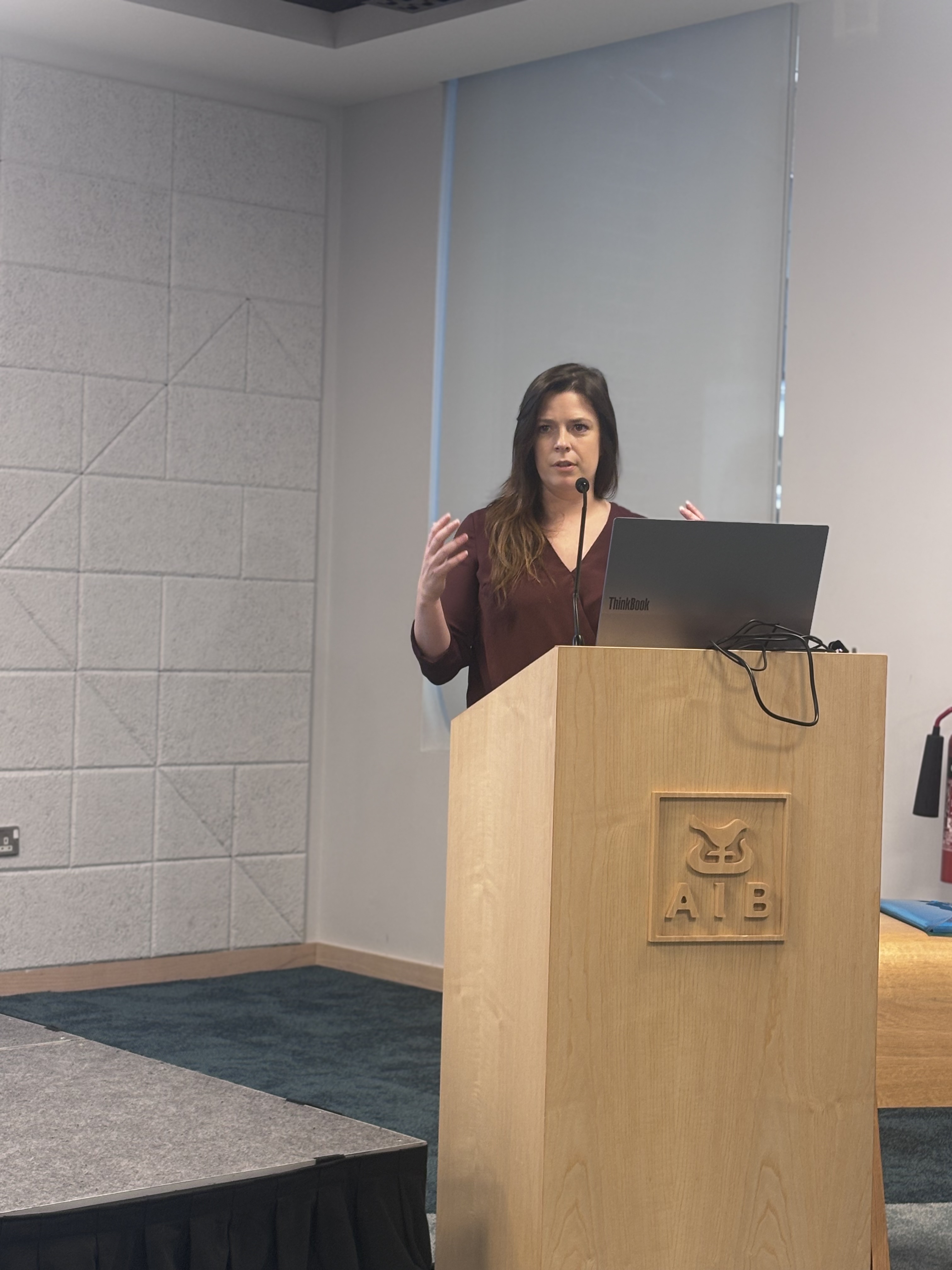 Dr Eimear McGlinchey